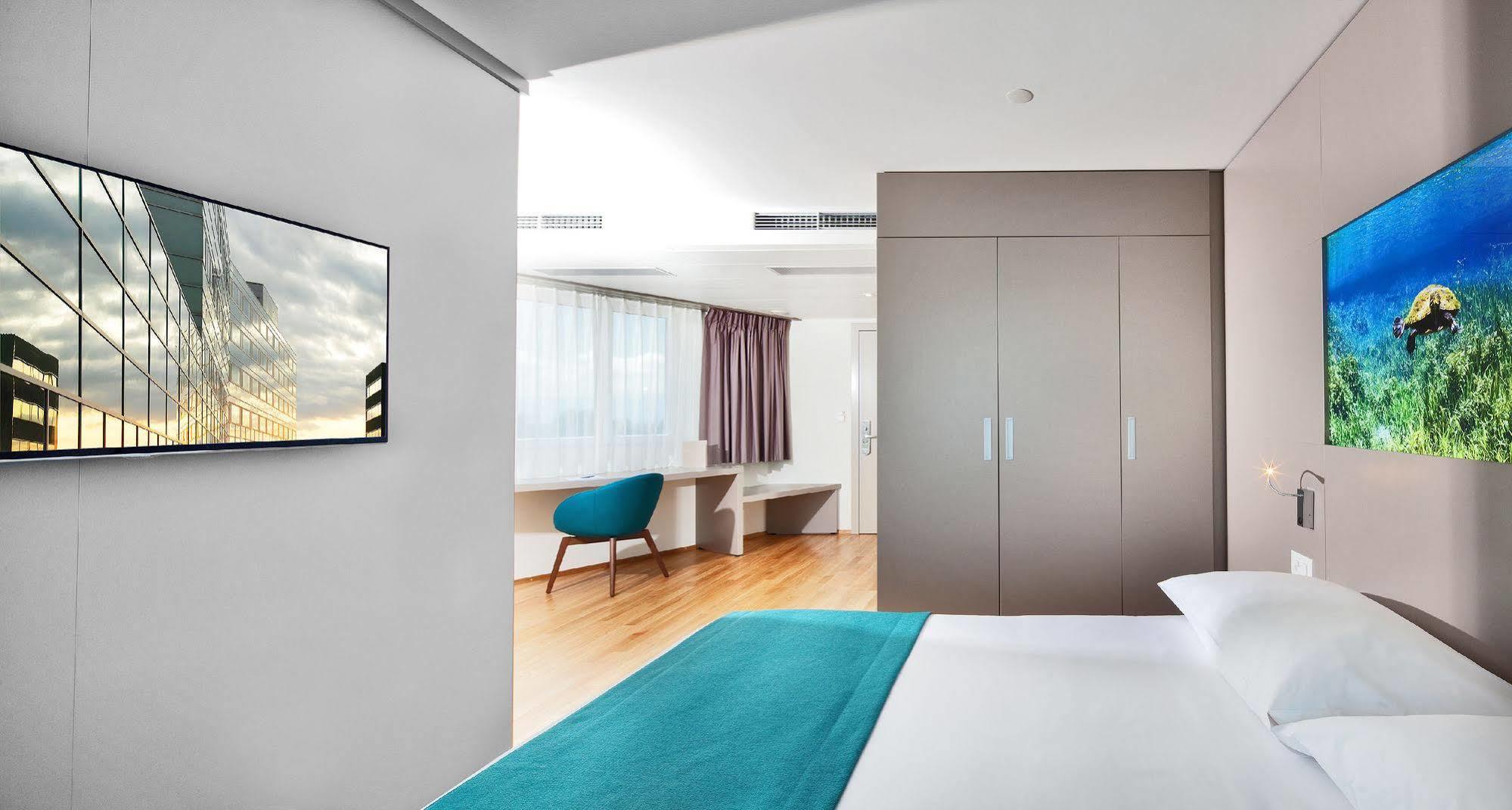 อควาติส โฮเต็ล Hotel โลซาน ภายนอก รูปภาพ